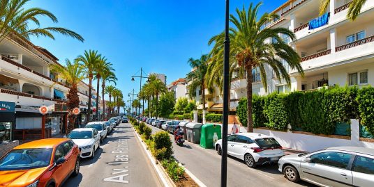 BENALMADENA COSTA, AVDA. LAS PALMERAS