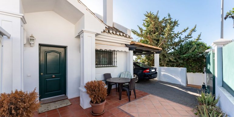 12-53013098fcab6c38b1379cd33298e050