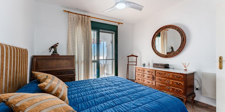 34-2e8657844e540eba0189d71f472ffca9