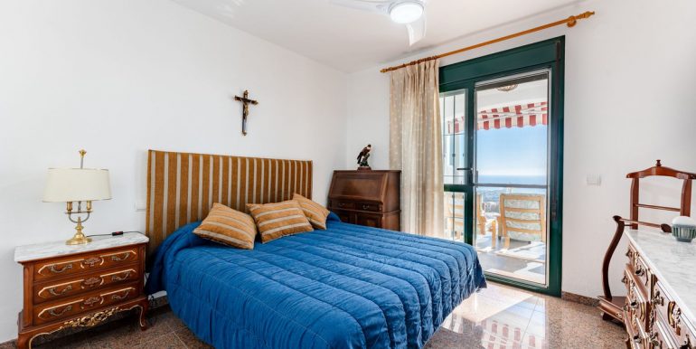 35-53608d01401493ba18e3704836160563