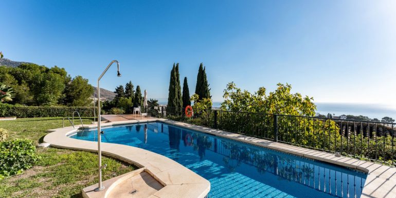 6-241328e1bcc9c0d8ce1222beb6c967a8