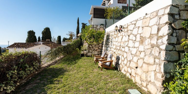 7-aa4cc561180b369757c0bb4af9886cd3