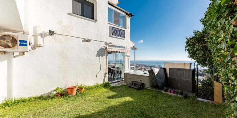 8-e64a9055bba3e77ac8aca3b893cdf826